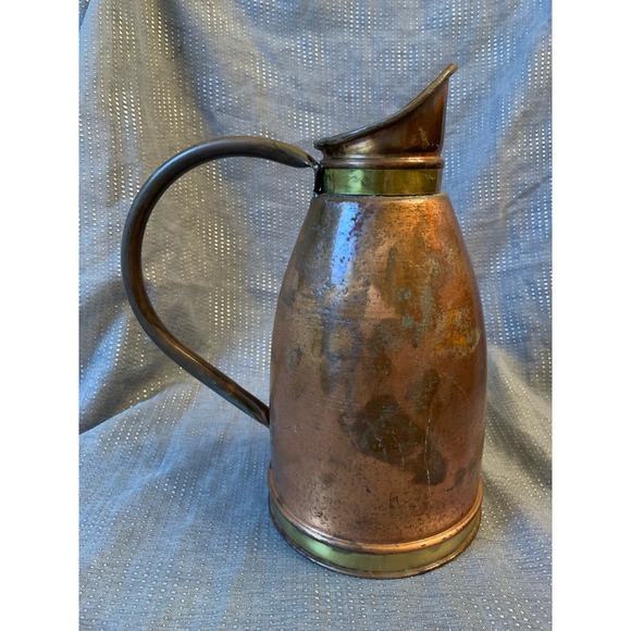 H Copper and brass pitcher - Picture 3 of 11